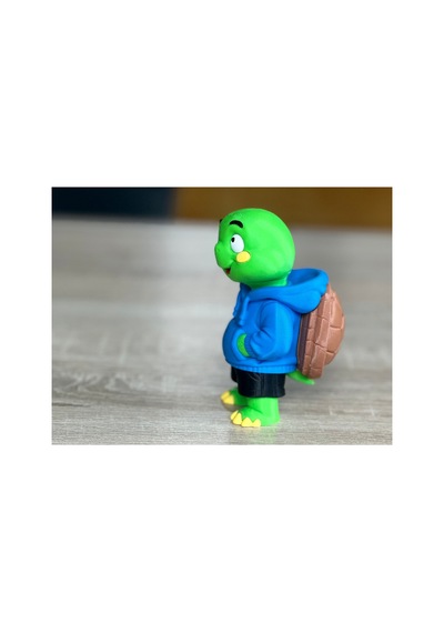 Kapüşonlu Kaplumbağa Figürü 10cm