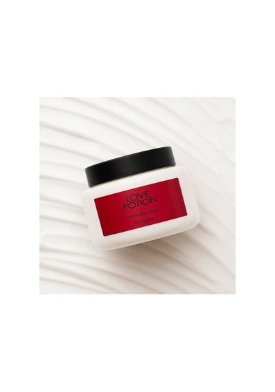 Love Potion Baştan Çıkartıcı Oryantal Koku Parfümlü Vücut Kremi