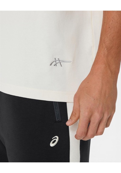 Asics Asıcs Track Club Herıtage Relaxed Tee Erkek Bej Kısa Kollu Tshirt 2033c122-100
