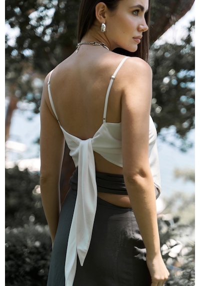 Mai Collection Mai Studios Co. Alytih Üçgen Detay Ekru Crop Ekru