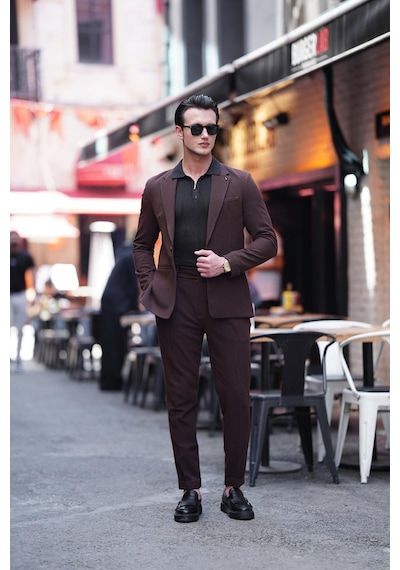 Modefendi Özel Seri %100 Gofre Kumaş İtalyan Kesim Pileli Modern Fit Takım Elbise Kahverengi Modefendi Özel Seri %100 Gofre Kumaş İtalyan Kesim Pileli Modern Fit Takım Elbise Kahverengi