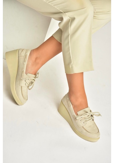 Fox Shoes Y602006402 Bej Süet Dolgu Tabanlı Kadın Ayakkabı Bej