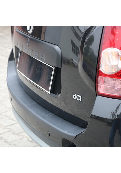Dacia Duster 2010-2017 Yıl Aralığı Uyumlu Arka Tampon Eşiği Mat