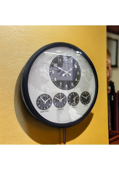 Dünya Saatleri Otel Duvar Saati Metal Siyah Çerçeve Çap 52 Cm Siyah