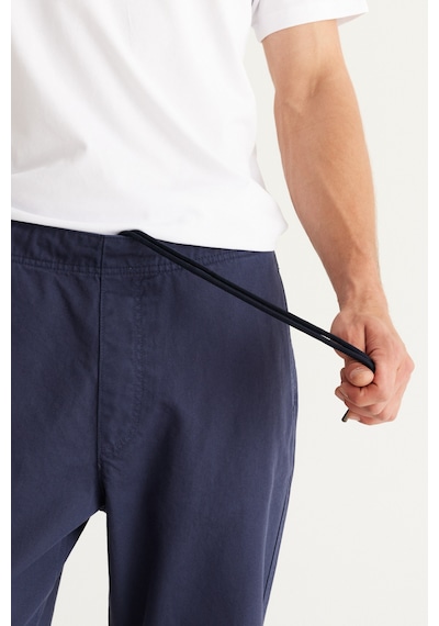 AC&Co / Altınyıldız Classics Erkek Lacı Slim Fit Dar Kesim Beli Bağlamalı %100 Pamuk Pantolon Lacivert