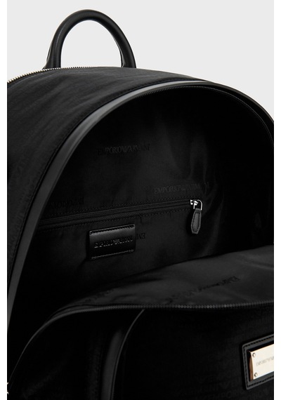 Emporio Armani Ayarlanabilir Omuz Askılı Sırt Çantası Erkek Sırt Çantası Em006563 Af28660 Uc001 Siyah