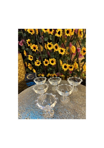 6 Parça Ayaklı Papatya Cam Lokumluk, Sunumluk, Kahve Yanı Dekorasyon, Ayaklı Mini Cup, Boncuklu Cup Şeffaf