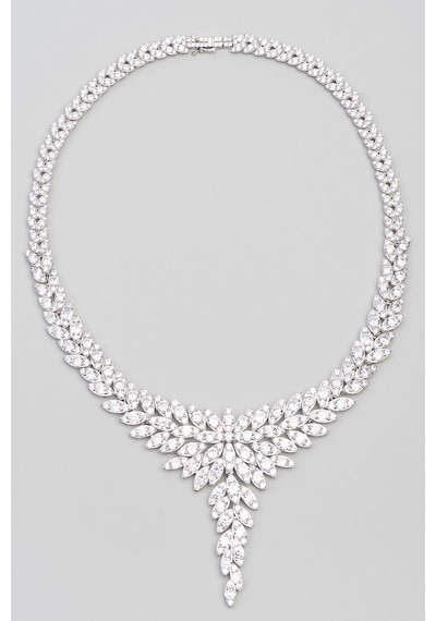 So Chic Kraliyet Zarafeti 18 Ayar Beyaz Altın Kaplama 42 CM Gümüş Gerdanlık So Chic Kraliyet Zarafeti 18 Ayar Beyaz Altın Kaplama 42 CM Gümüş Gerdanlık