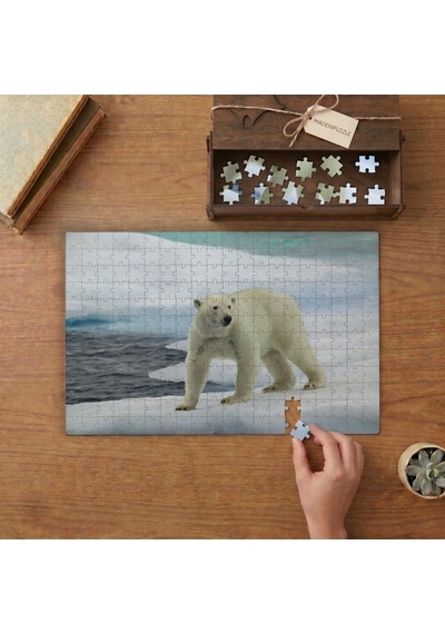 Karda Yürüyen Kutup Ayısı Tasarımı 240 Parça Ahşap Puzzle Ahşap Kutuda Mpy50462