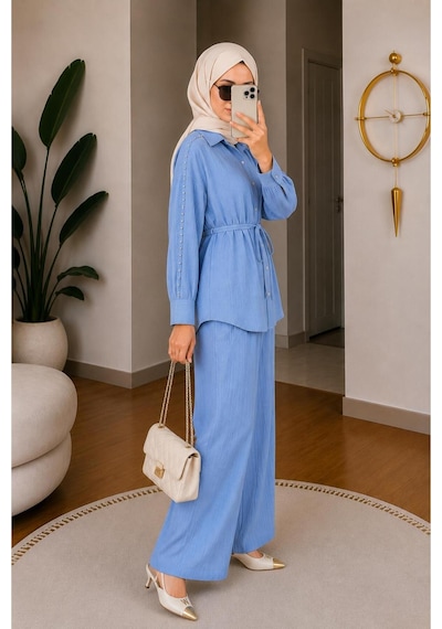 Hira Life Fashion Kadın Kolu Taş Detaylı Bel Bağlamalı Salaş Keten Gömlek Pantolon İki 'li Şık Takım Mavi Mavi Hira Life Fashion Kadın Kolu Taş Detaylı Bel Bağlamalı Salaş Keten Gömlek Pantolon İki 'li Şık Takım Mavi Mavi