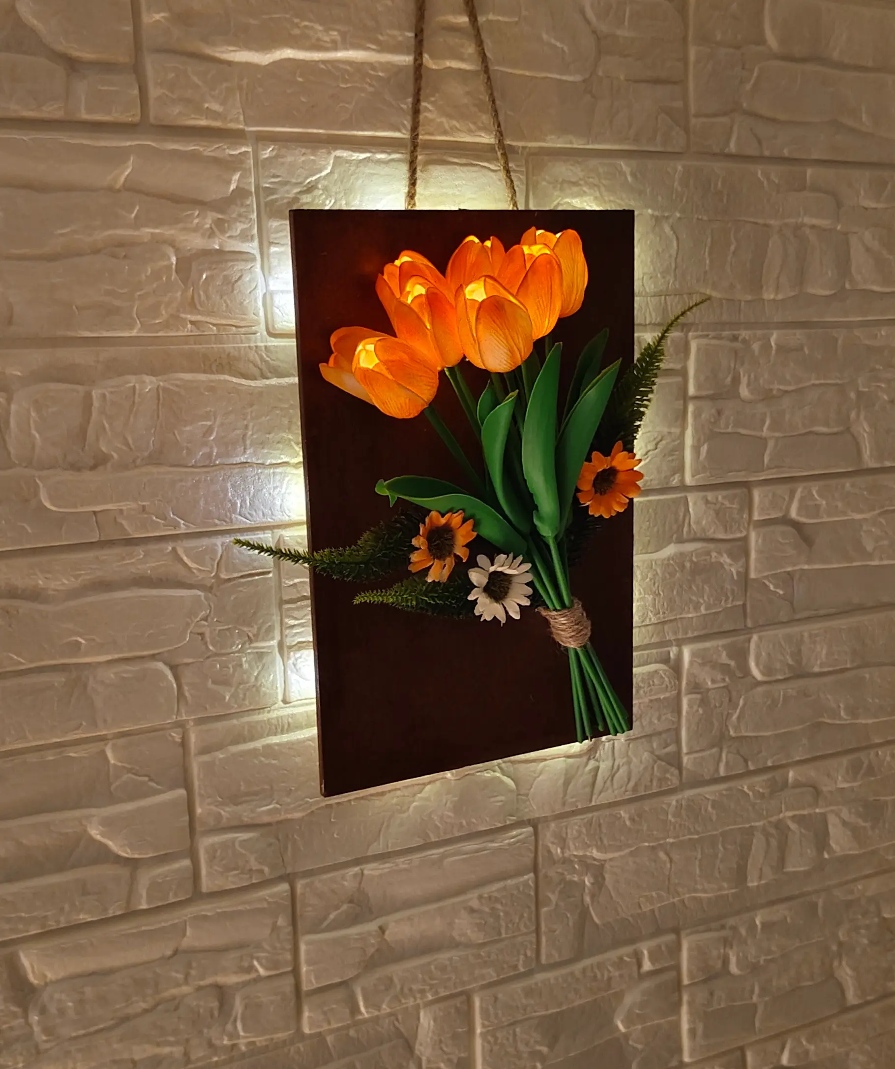 Led Işıklı Yapay Islak Lale Turuncu Renkli Ve Aranjman Çiçek- Duvar Süsü - Gece Lambası - Dekor Turuncu