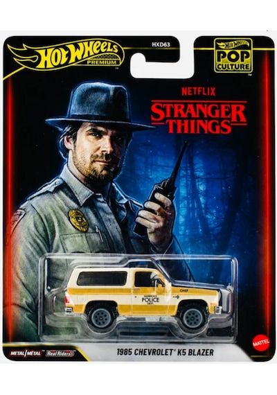 Hot Wheels 2026 Pop Culture Case S Stranger Things 85 Chevrolet K5 Blazer Açık Kahverengi