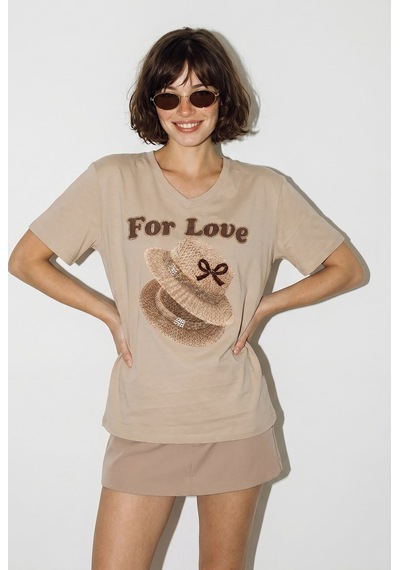 Kadın V Yaka For Love Nakış Ve Boncuk İşlemeli Oversize T-shirt 2240 60286329 - Bej