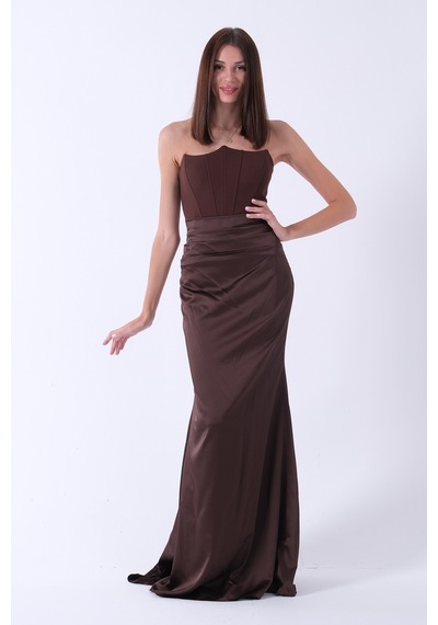 Feminist Kahve Önü Drape Detaylı Straplez Abiye 9705744 Kahverengi