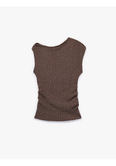 Koton Asimetrik Yaka Kolsuz Viskon Karışımlı Dokulu Crop Bluz Kahverengi 6skg60018ak Kahverengi Koton Asimetrik Yaka Kolsuz Viskon Karışımlı Dokulu Crop Bluz Kahverengi 6skg60018ak Kahverengi