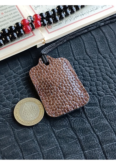 Küçük Dörtgen Cevşen Dualı Kolye Muska Hakiki Deri El Yapımı Çok renkli 08362338