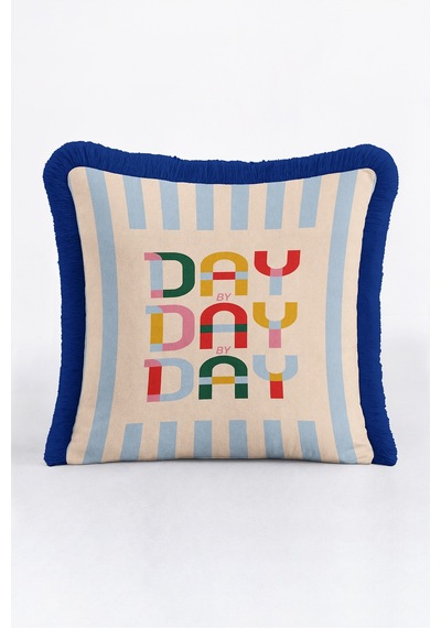 By Day Yazılı Renkli Pop Art Saçaklı Yastık Kılıfı-retro Krem Mavi Lacivert Püsküllü Kırlent Kılıfı Serin Esinti Ritüel By Day Yazılı Renkli Pop Art Saçaklı Yastık Kılıfı-retro Krem Mavi Lacivert Püsküllü Kırlent Kılıfı Serin Esinti Ritüel