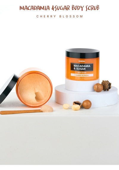 Kundal Macadamia & Sugar Cherry Blossom Body Scrub 550 G