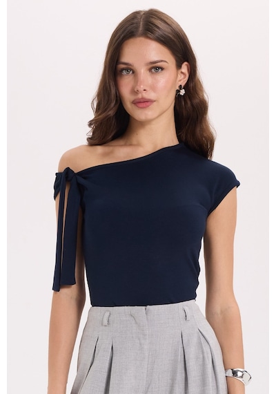 Tudors Kadın Slim Fit Dar Kesim Kısa Kollu Kayık Yaka Lacivert Bluz-50539