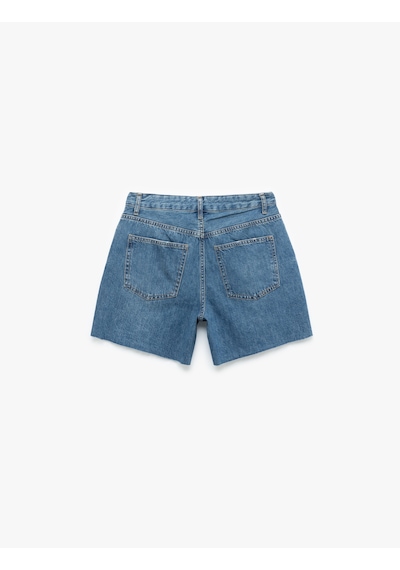 Koton Asimetrik Düğme Detaylı Cepli Mini Denim Şort Orta İndigo 5sal40295md Indigo