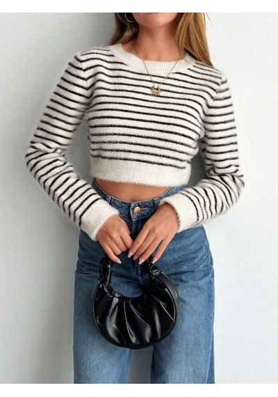 Saklımoda Kadın Uzun Kollu Balıkçı Yaka Crop Triko Bluz Beyaz
