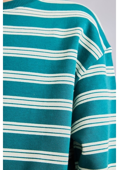 Defacto Oversize Bisiklet Yaka Çizgili Sweatshirt Erkek Çocuk H9694a826wngn265 Yeşil-gn265