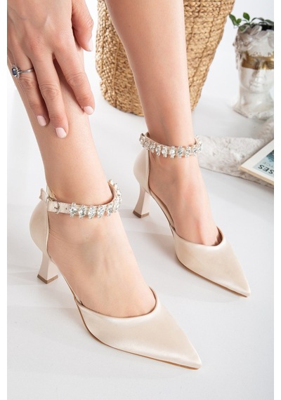 Seribo Bilek Taş Detaylı Arkası Açık Stiletto Kadın Topuklu Ayakkabı Altin