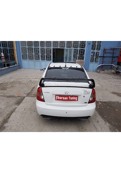Hyundai Accent Era Mugen Spoiler----Fibersan Tuning