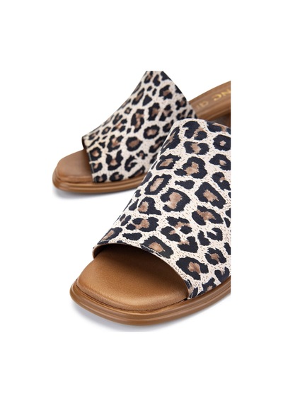 Tamer Tanca Kadın Hakiki Deri Leopar Topuklu Terlik 838 809 Bn Trlk Y25 Leopar Leopar Tamer Tanca Kadın Hakiki Deri Leopar Topuklu Terlik 838 809 Bn Trlk Y25 Leopar Leopar
