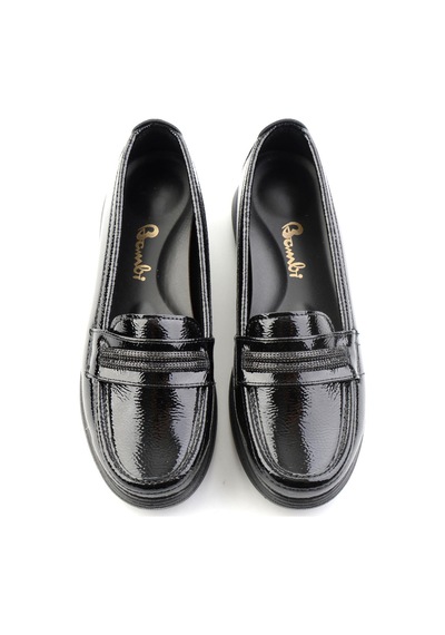 Siyah Kırışık Rugan Kadın Loafer Ayakkabı K01536105812