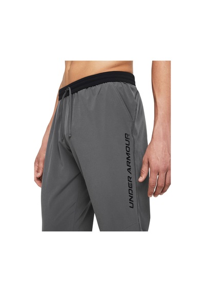 Under Armour Ua Launch Pant Erkek Eşofman Altı 1376800 1376800 025 025 Çok Renkli Under Armour Ua Launch Pant Erkek Eşofman Altı 1376800 1376800 025 025 Çok Renkli