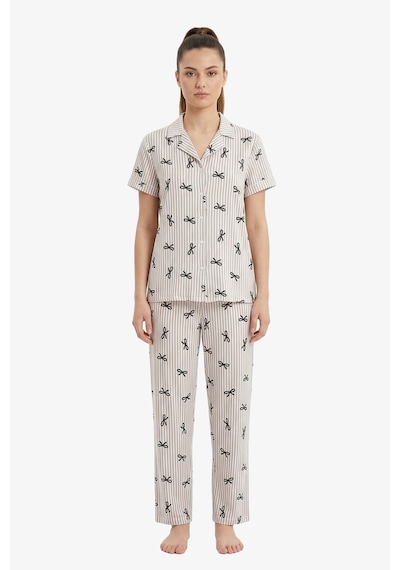 Cottonhill Gri Çizgi Desenli Yumuşak Dokulu Gömlek Yaka Kadın Pijama Takımı