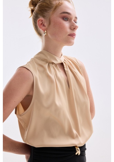Sateen Yaka Detaylı Saten Bluz - Camel-136679 CAMEL