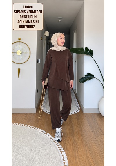 Lacivert & Açık Kahve Asimetrik Kesim İnce Pike Kumaş İkili Takım Modern Ve Rahat Şıklık Lacivert & Açık Kahve Asimetrik Kesim İnce Pike Kumaş İkili Takım Modern Ve Rahat Şıklık