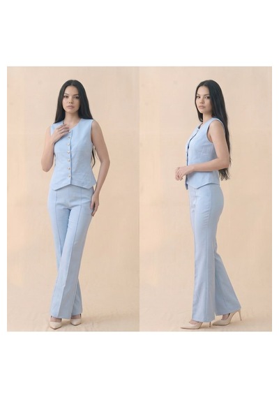 Orvelia Altın Düğmeli Tailored Yelek Ve Dikiş Detaylı İspanyol Paça Pantolon Takımı Azurea Açık Mavi Orvelia Altın Düğmeli Tailored Yelek Ve Dikiş Detaylı İspanyol Paça Pantolon Takımı Azurea Açık Mavi