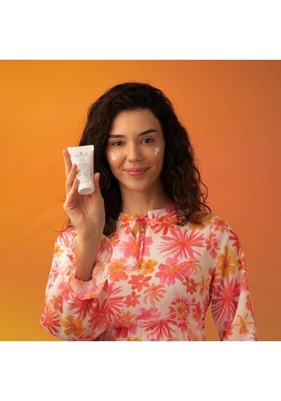 Organik Leke Önleyici Koruyucu Yüz Güneş Kremi Spf50 50ml