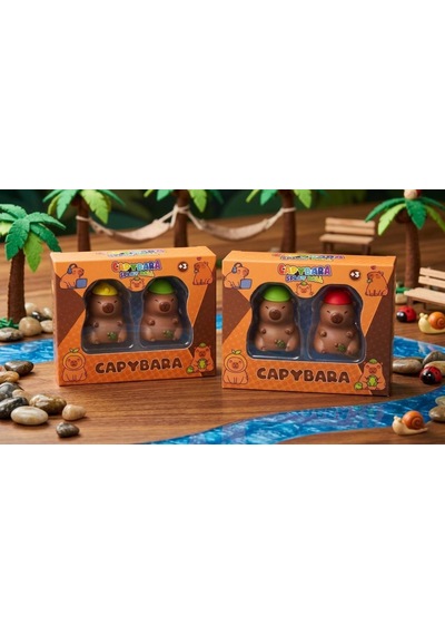 Renkli Şapkalı Sevimli Kapibara Figür Seti 2 Li Dekoratif Mini Oyuncak Hayvan