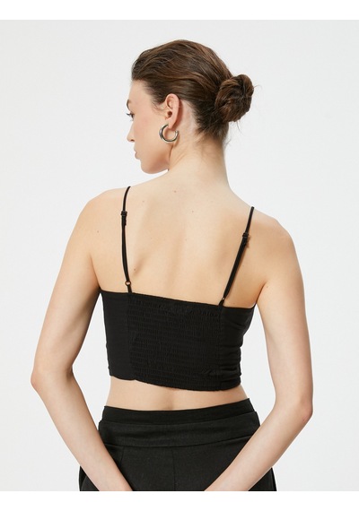 Koton Askılı Crop Üst Kalp Yaka Pamuklu Slim Fit Siyah 4sak30009ew Siyah