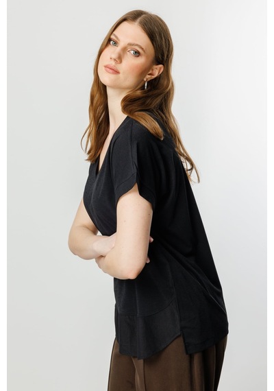 On Kadın Büyük Beden V Yaka Parçalı T-shirt 71476 Siyah