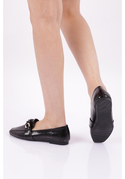 Dgn Pm255-k1119-1-22y Kadın Burgu Aksesuarlı Loafer Ayakkabı PM255-K1119-1-1211-R7749 Siyah Kırışık Rugan Dgn Pm255-k1119-1-22y Kadın Burgu Aksesuarlı Loafer Ayakkabı PM255-K1119-1-1211-R7749 Siyah Kırışık Rugan
