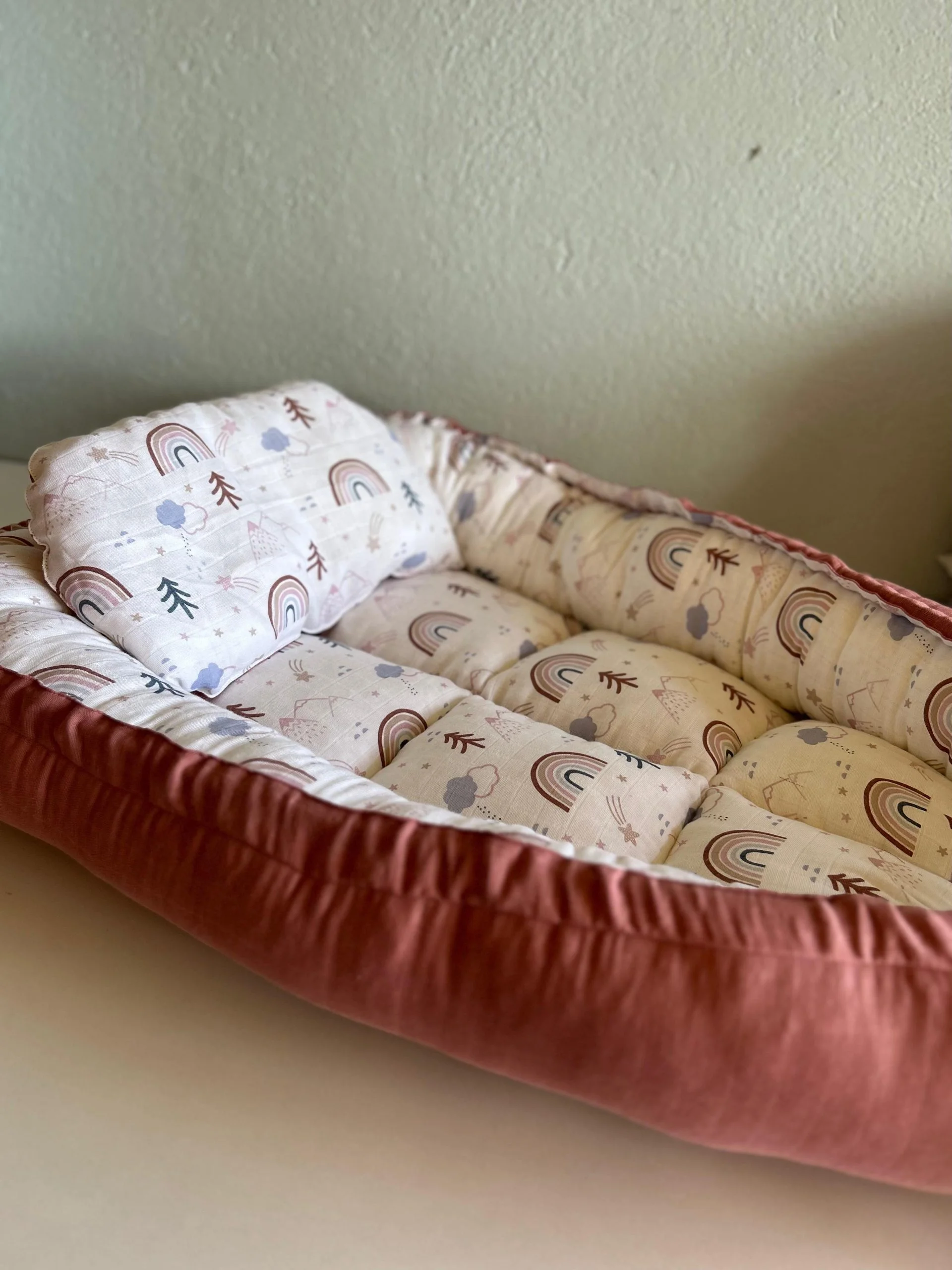 %100 Pamuk Çok Amaçlı Çift Katlı Çift Kullanımlı Müslin Anne Yanı Yatağı Kiremit 40 x 90 x 10 CM