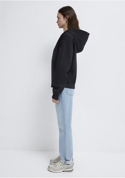 Mavi - Mavi Logo Nakış Detaylı Kapüşonlu Siyah Sweatshirt 1s10532-900 Siyah