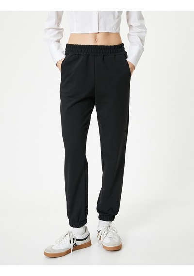 Koton Jogger Eşofman Altı Cepli Rahat Kalıp Siyah 5wal40011ık Siyah Koton Jogger Eşofman Altı Cepli Rahat Kalıp Siyah 5wal40011ık Siyah