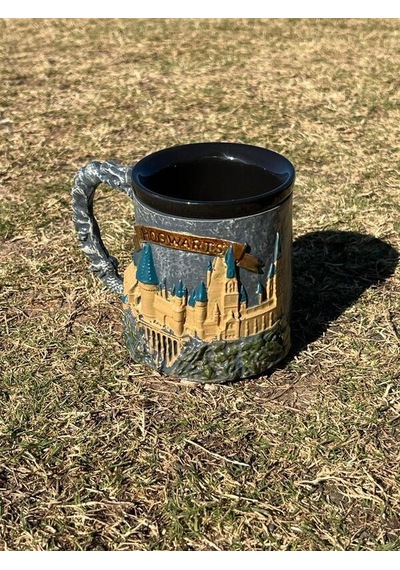 Dükkan Design Hogwarts Seramik Kabartma Kupa Çok Renkli