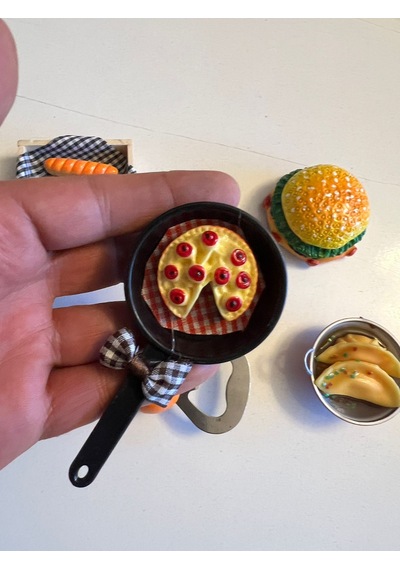 5 Adet Birden Mini Magnetli Buz Dolabı Süsü Ve Oyuncak