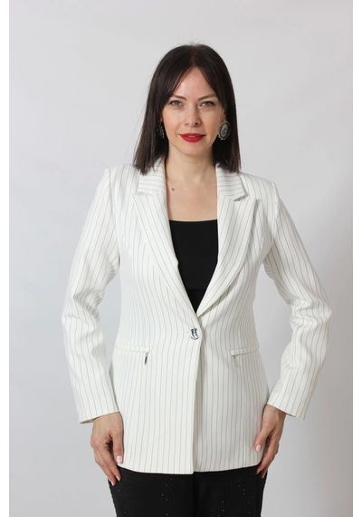 Moda Berray 1906 Beyaz Çizgili Fermuarlı Cep Aksesuarlı Kadın Büyük Beden Blazer Ceket Beyaz Moda Berray 1906 Beyaz Çizgili Fermuarlı Cep Aksesuarlı Kadın Büyük Beden Blazer Ceket Beyaz