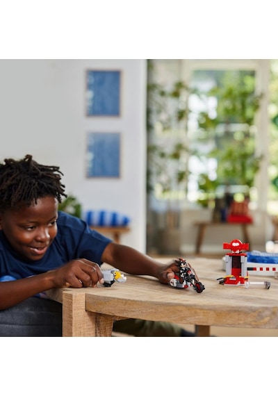 LEGO® Sonic the Hedgehog™ Shadow the Hedgehog Kaçışı 76995 - 8+ Video Oyunu Seven Çocuklar için Oyuncak Yapım Seti (196 P)