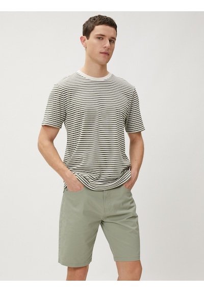 Koton Basic Gabardin Şort Beş Cep Detaylı Düğmeli Pamuklu Yeşil 3sam40073hw 3SAM40073HW786 Yeşil