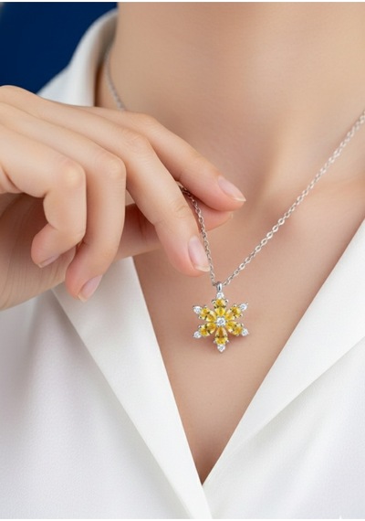Çekirdekjewelry 925 Ayar Gümüş Kamelya Çiçeği Kolye Gri