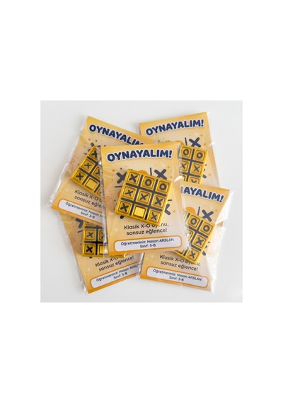 Xox Oyunu Karışık 10'lu Paket Kişiye Özel Öğretmen Adı Yazılı Kartlı Mini Tic Tac Toe Okul Karne Sınıf Hediyesi